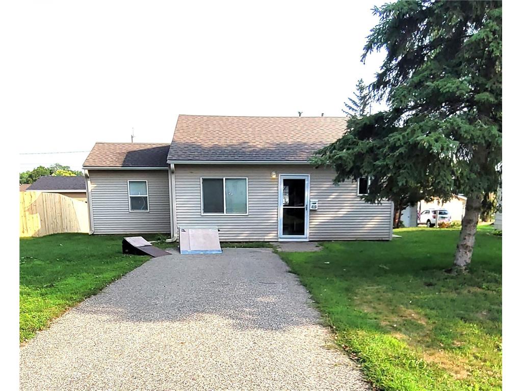 419 7th Avenue W Shakopee MN 55379 6420584 image1