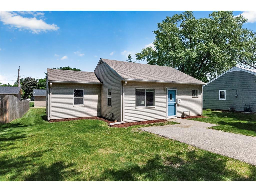 419 7th Avenue W Shakopee MN 55379 7082707 image2