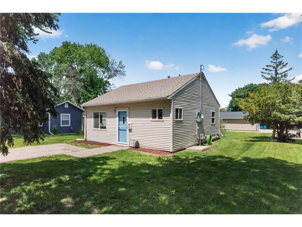 419 7th Avenue W Shakopee MN 55379 7082707 image4
