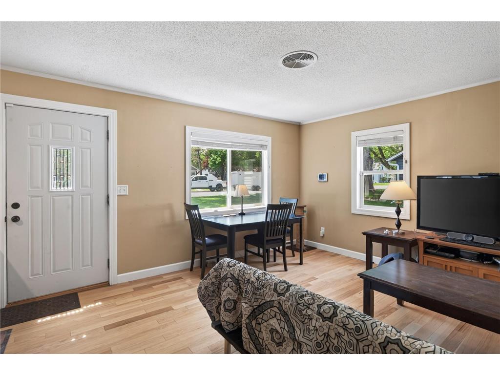 419 7th Avenue W Shakopee MN 55379 7082707 image9