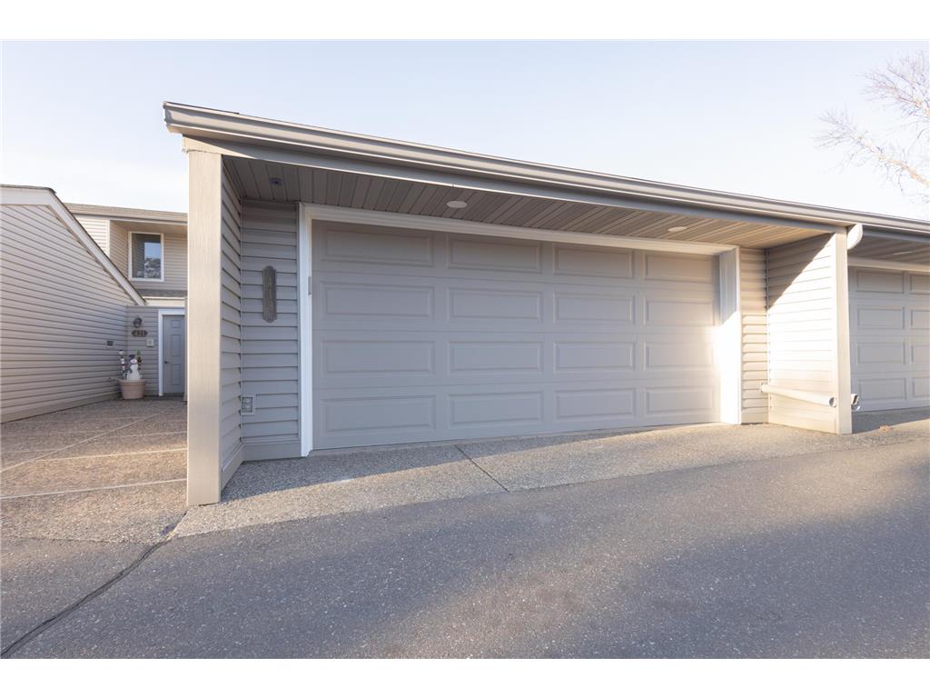 419 County Road C W Roseville MN 55113 7036833 image19
