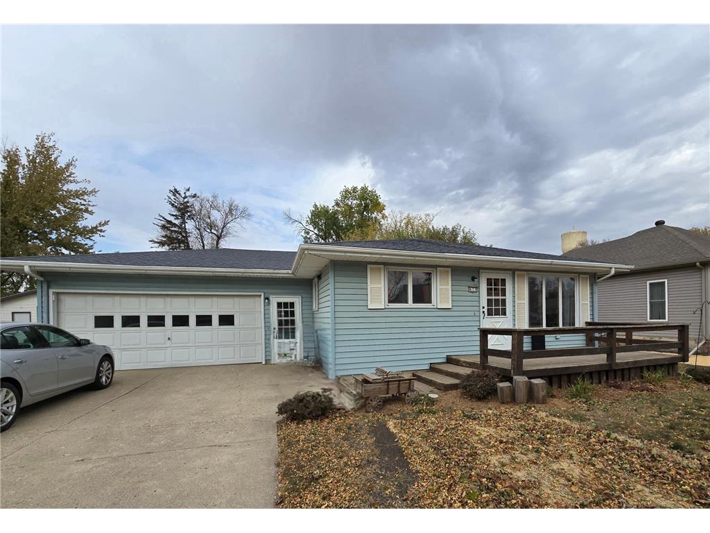 419 E Main Street Pipestone MN 56164 6620288 image1