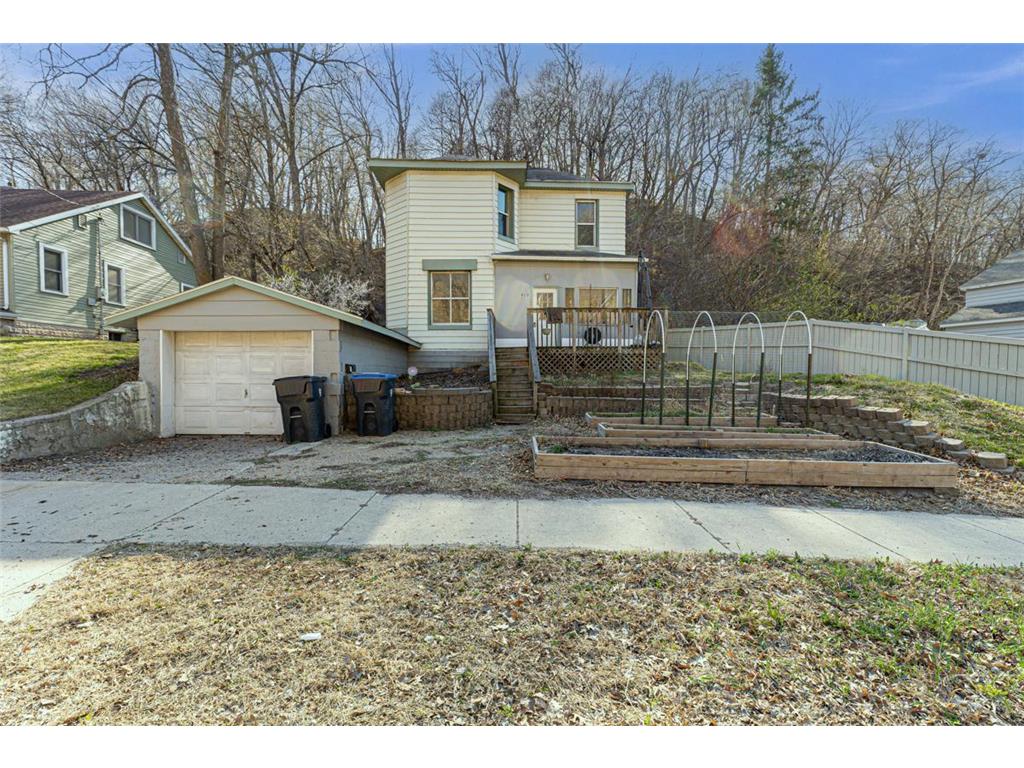 419 Glenwood Avenue Mankato MN 56001 6519877 image1