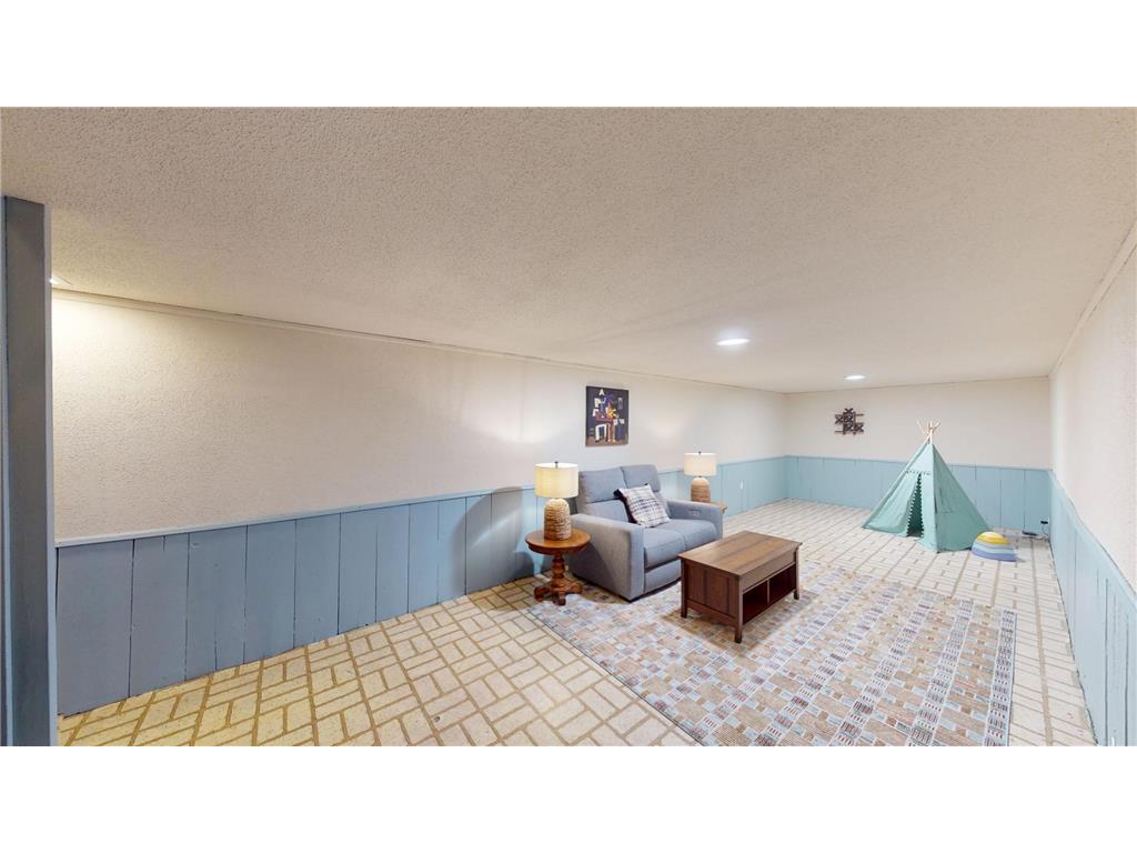 419 Ridge Road Albert Lea MN 56007 7072437 image36