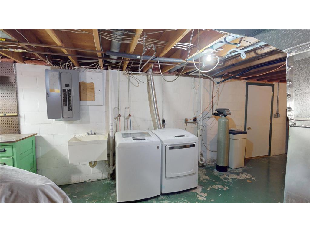 419 Ridge Road Albert Lea MN 56007 7072437 image37
