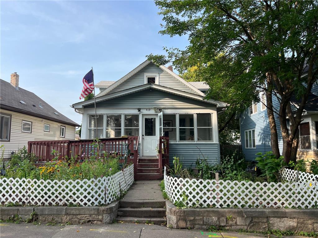 419 Rose Avenue E Saint Paul MN 55130 6787830 image1