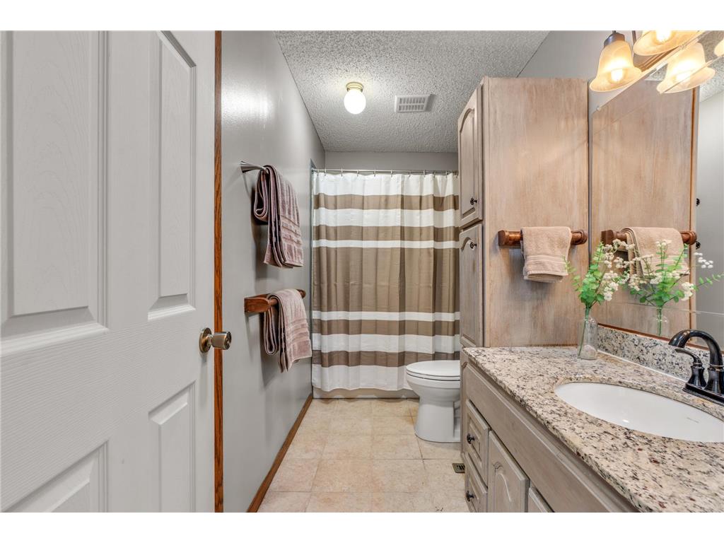 419 Springhill Road Vadnais Heights MN 55127 7052144 image13