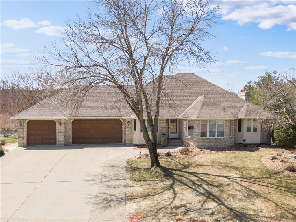 4193 Willow Wood Drive, Vadnais Heights, MN, 55127 MLS 6168175