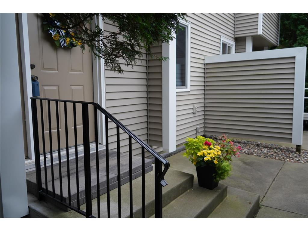 4199 Knob Circle #102 Eagan MN 55122 6775972 image6