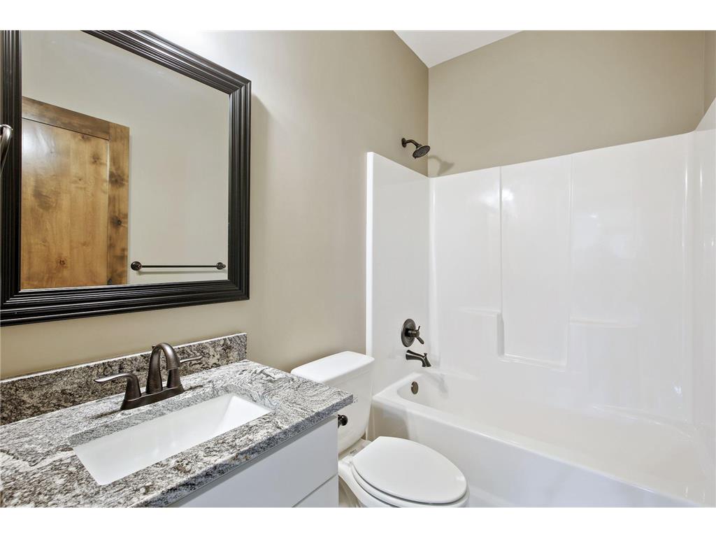 41xx 159th Avenue NE Ham Lake MN 55304 7004089 image32