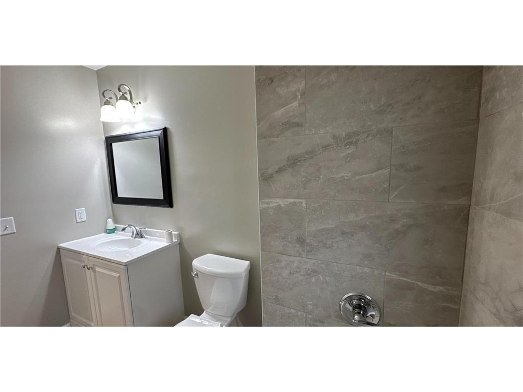 42 Baker Street W Saint Paul MN 55107 7061996 image13