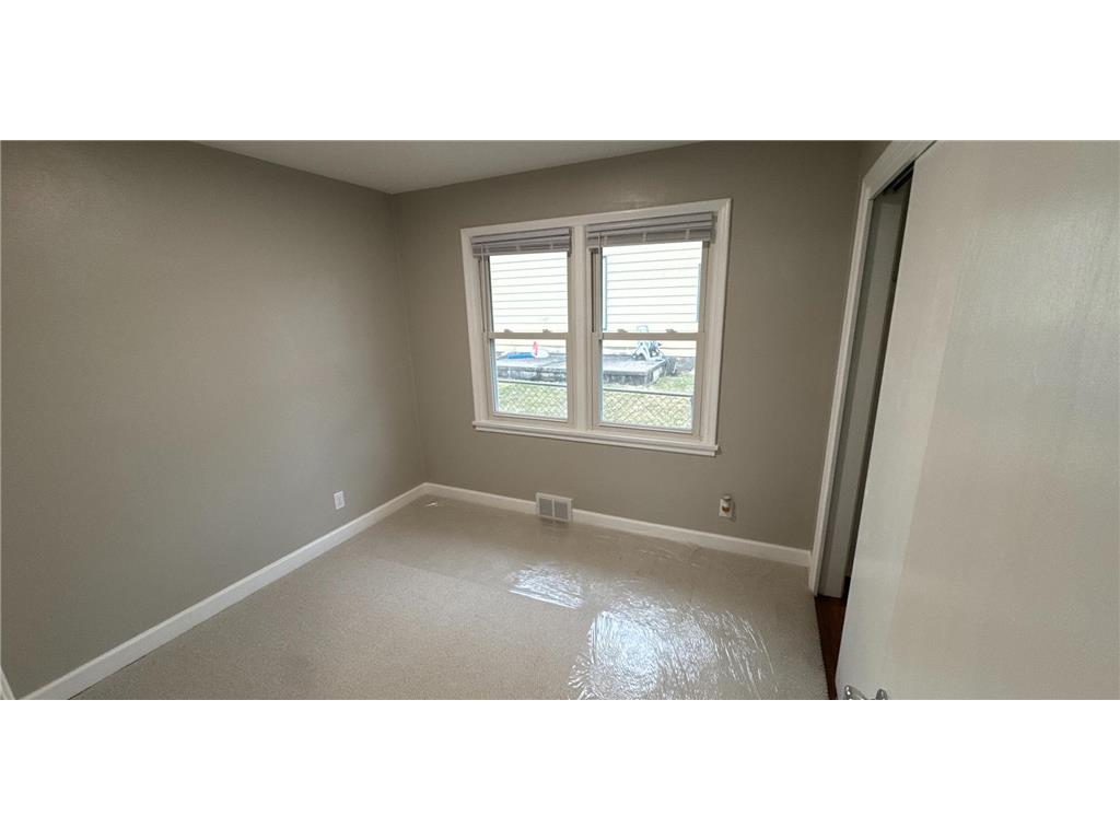 42 Baker Street W Saint Paul MN 55107 7061996 image16