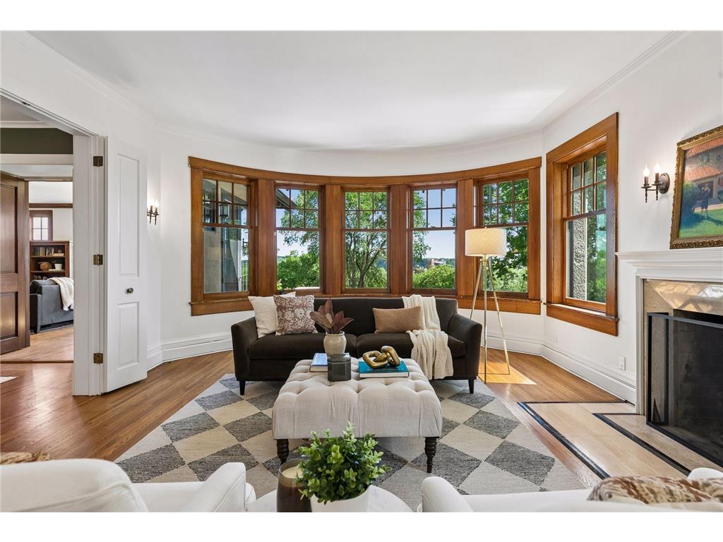 42 Kenwood Parkway Saint Paul MN 55105 7048660 image2