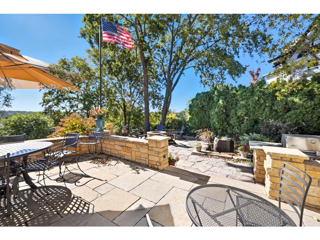 42 Kenwood Parkway Saint Paul MN 55105 7048660 image42