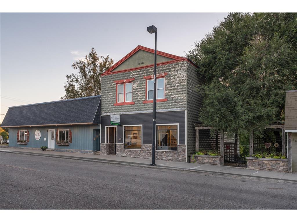42 Main Street S New London MN 56273 6687495 image1