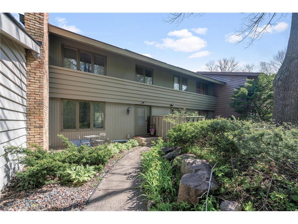 42 Walden Street, Burnsville, MN, 55337 MLS 6533226 Edina Realty