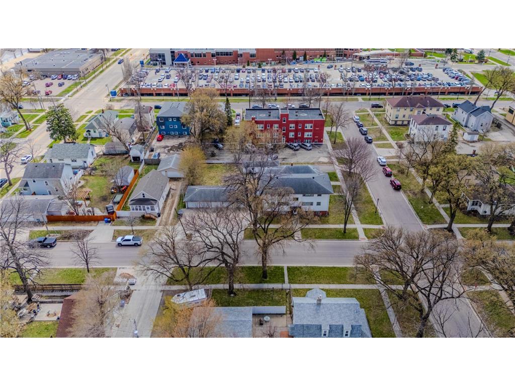 420 10th Avenue N Fargo ND 58102 7067727 image11