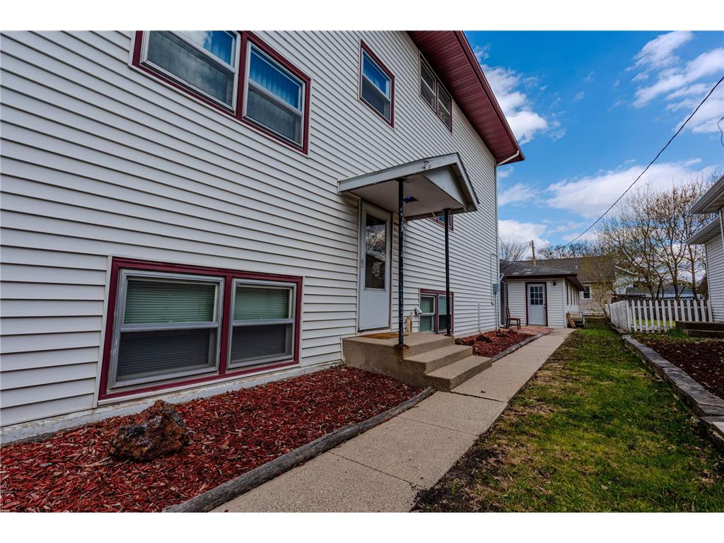 420 10th Avenue N Fargo ND 58102 7067727 image3
