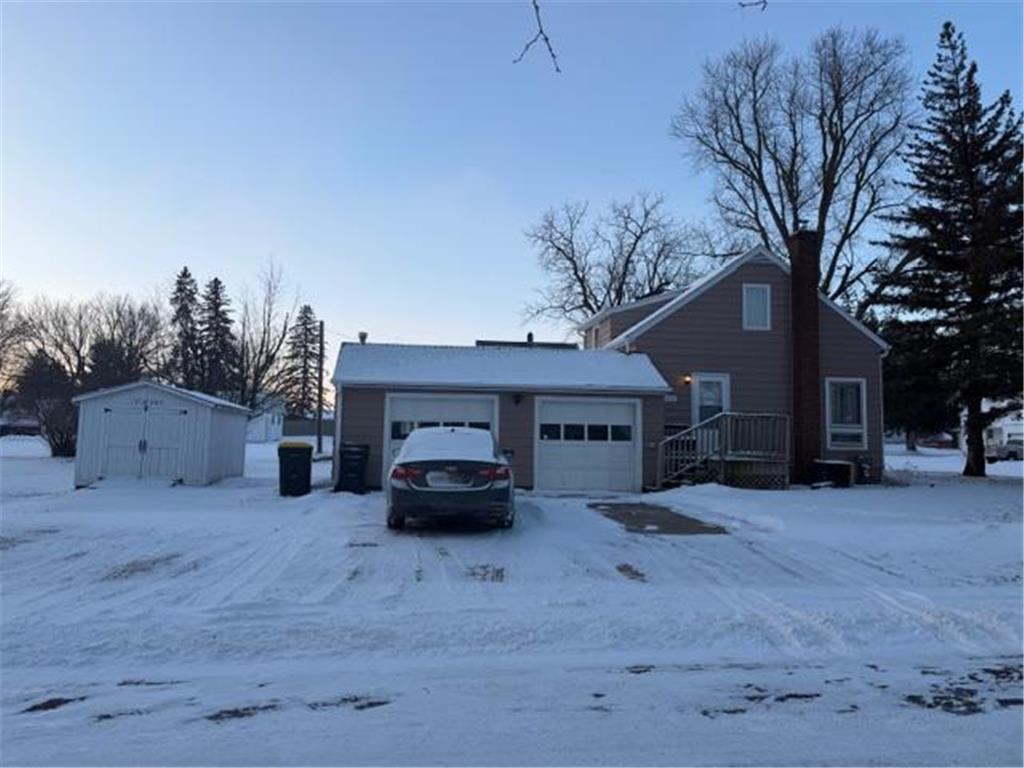 420 3rd Avenue NW Spring Grove MN 55974 7010394 image1