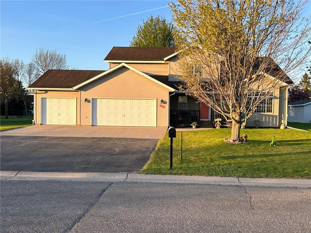 420 7th Street NE Perham MN 56573 7001308 image1