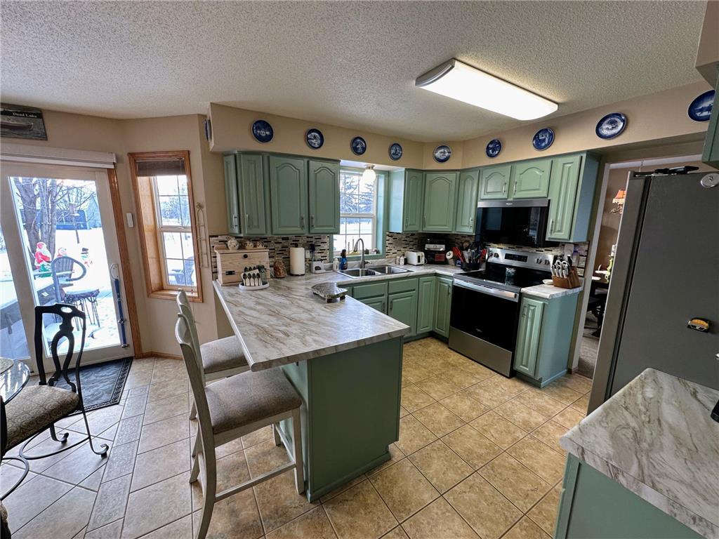 420 7th Street NE Perham MN 56573 7001308 image3