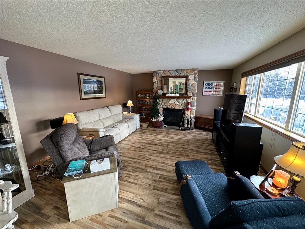 420 7th Street NE Perham MN 56573 7001308 image4