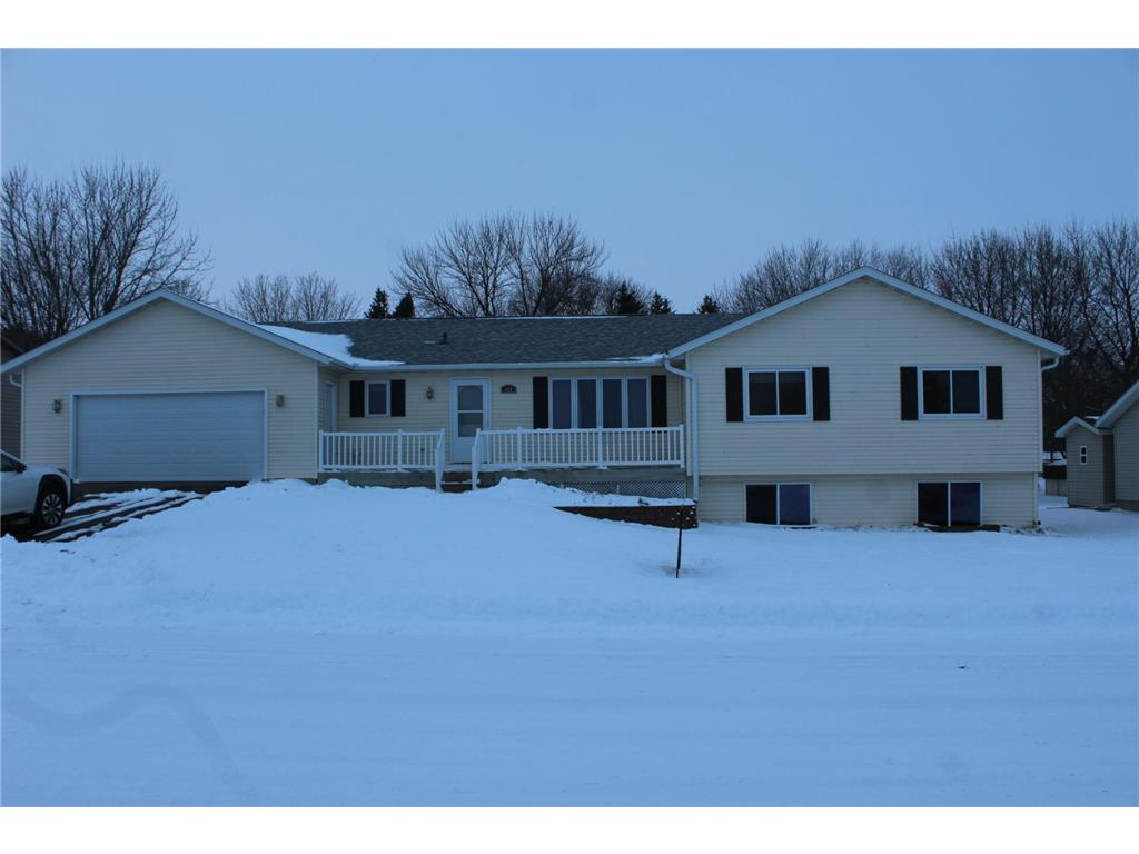 420 9th Street E Hector MN 55342 6641002 image1