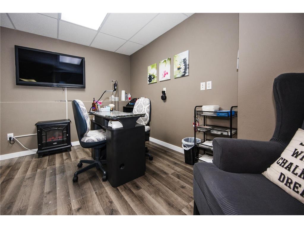 420 Broadway Avenue Detroit Lakes MN 56501 7015315 image44