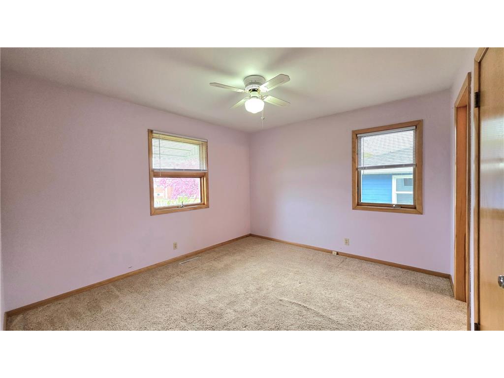 420 James Street Detroit Lakes MN 56501 7079849 image11