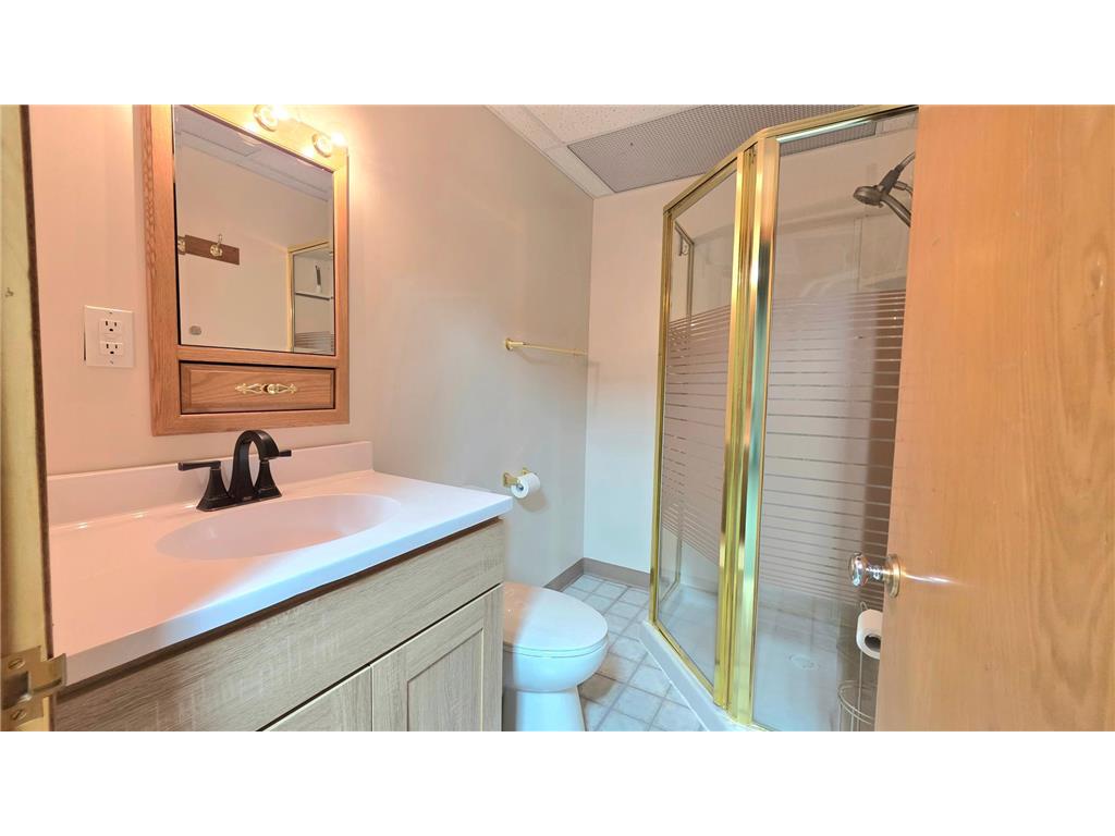 420 James Street Detroit Lakes MN 56501 7079849 image18