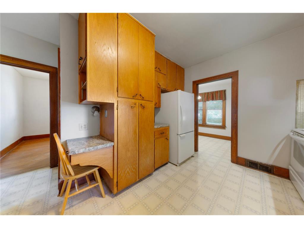 420 Main Street W Waterville MN 56096 7058873 image16
