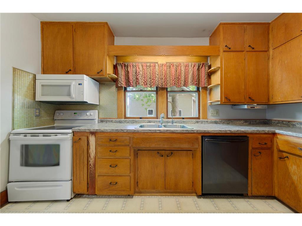420 Main Street W Waterville MN 56096 7058873 image17