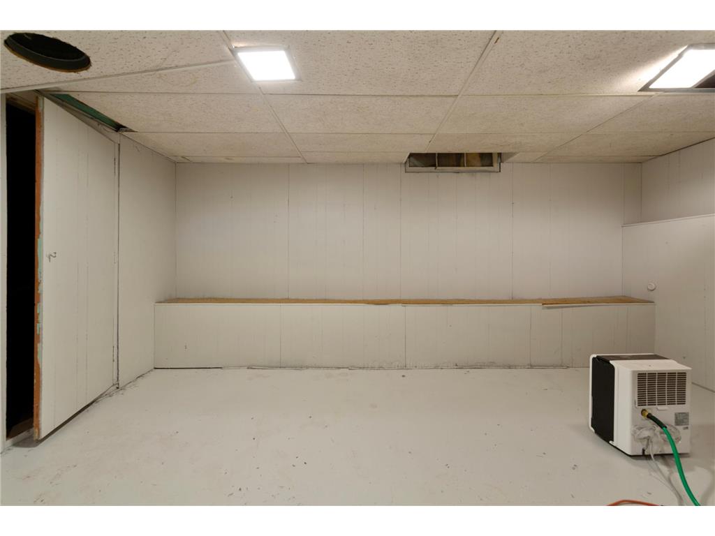 420 Main Street W Waterville MN 56096 7058873 image33