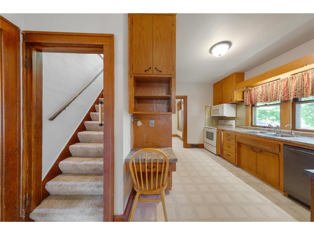 420 Main Street W Waterville MN 56096 7058873 image9