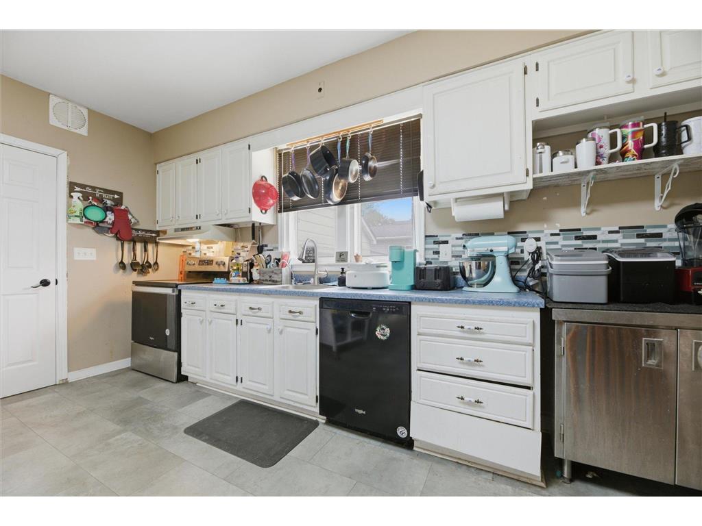 420 N 5th Street Marshall MN 56258 7079528 image10
