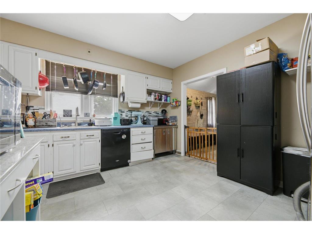 420 N 5th Street Marshall MN 56258 7079528 image12