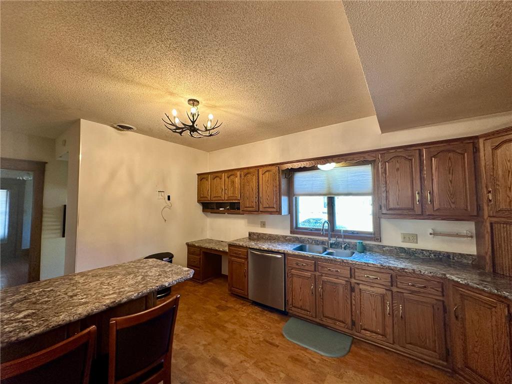 420 N Freeman Avenue Luverne MN 56156 7026910 image4