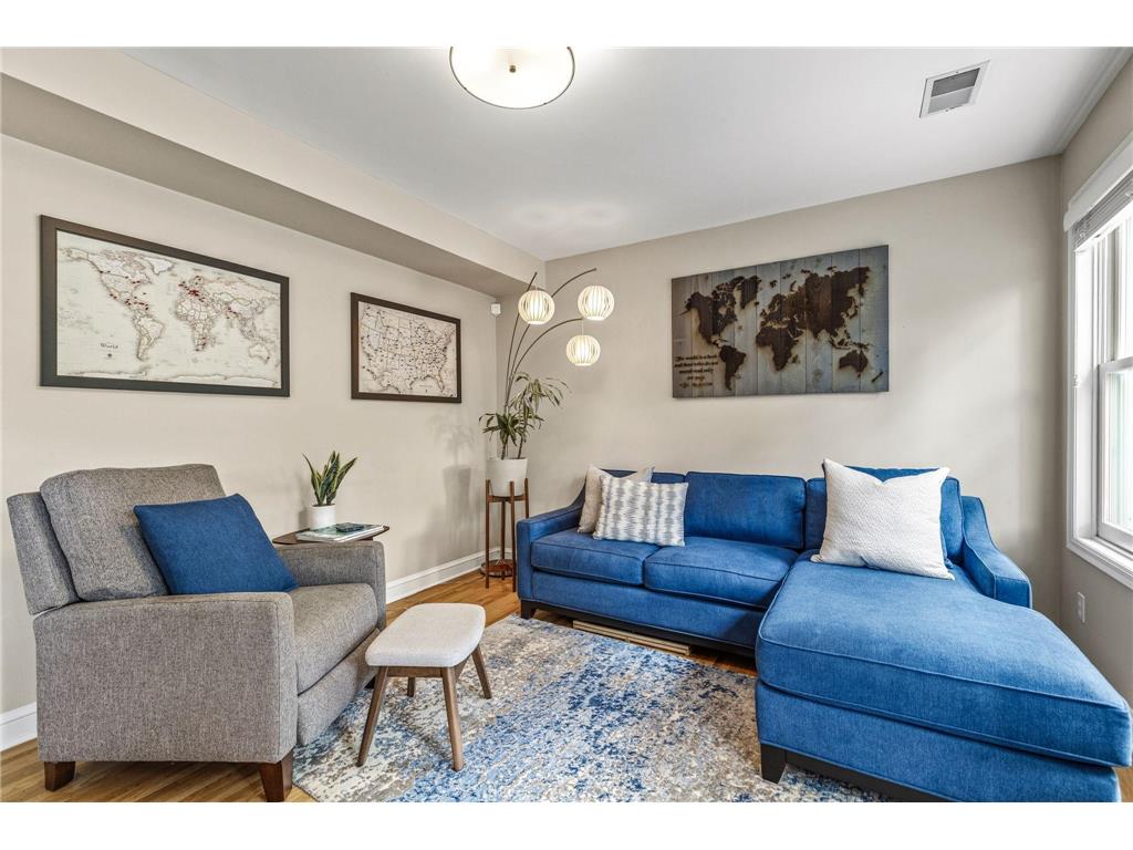420 Penn Avenue S Minneapolis MN 55405 7095476 image24