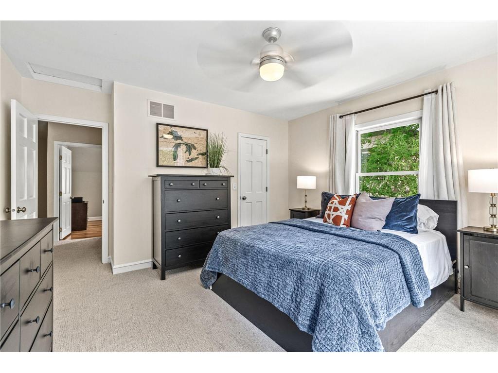 420 Penn Avenue S Minneapolis MN 55405 7095476 image32