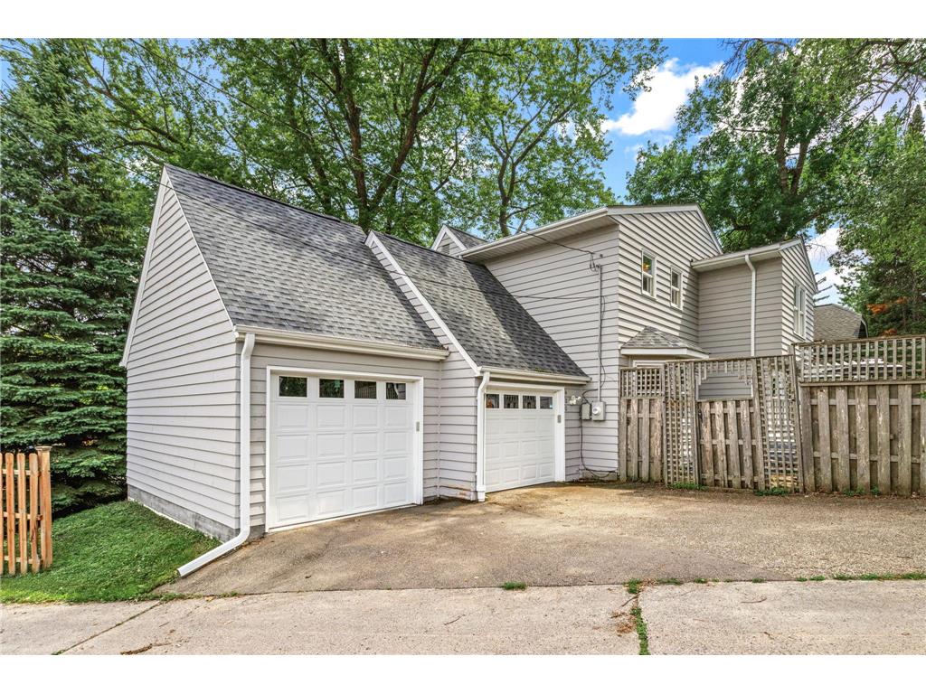 420 Penn Avenue S Minneapolis MN 55405 7095476 image48