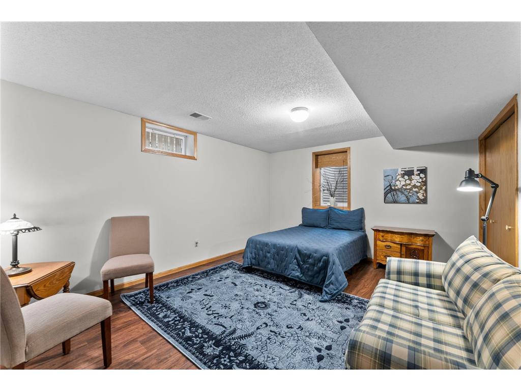 420 Village Court Cambridge MN 55008 7042437 image25