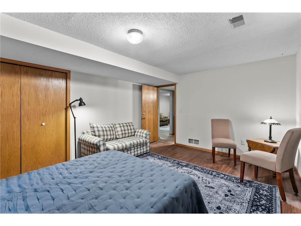 420 Village Court Cambridge MN 55008 7042437 image27