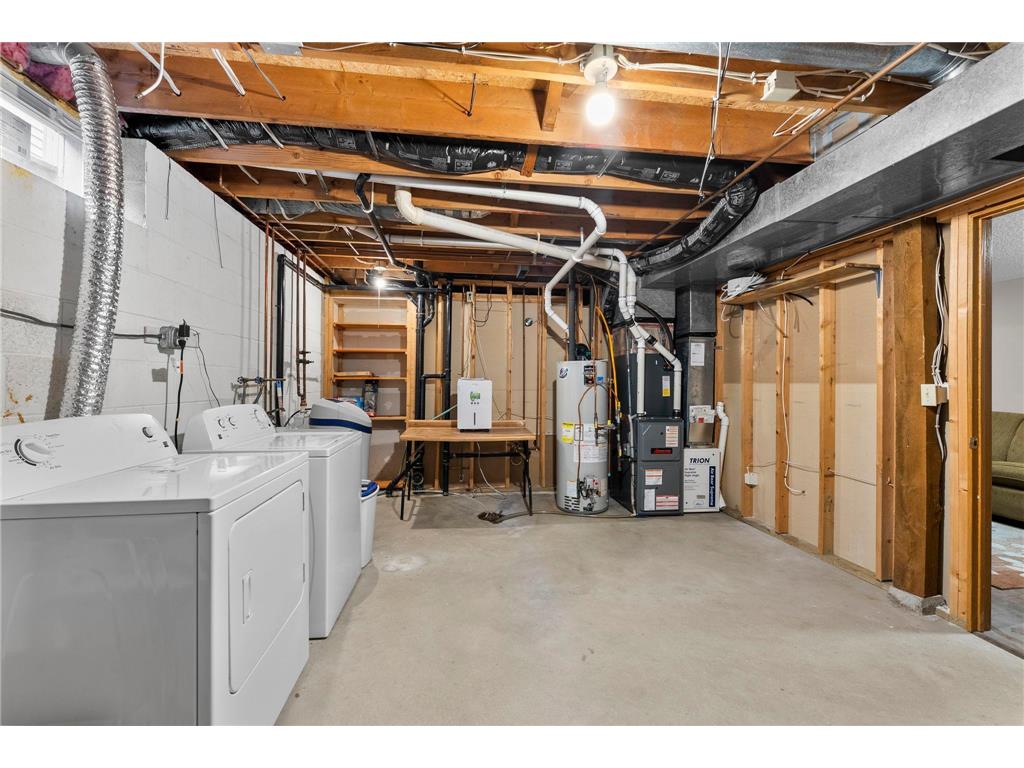 420 Village Court Cambridge MN 55008 7042437 image30