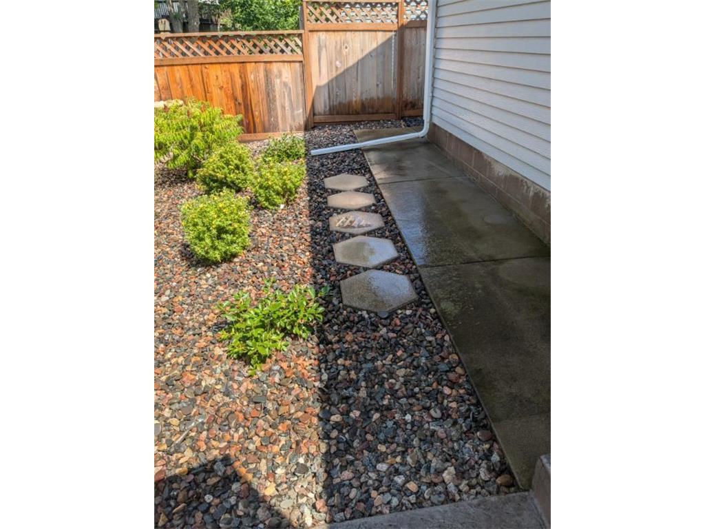 420 Village Court Cambridge MN 55008 7042437 image40