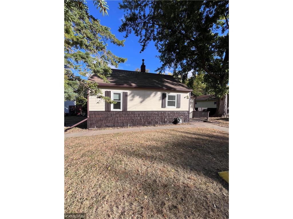 420 W Court Street Belle Plaine MN 56011 6613918 image1