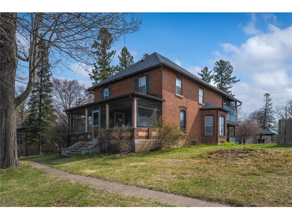 420 Wisconsin Avenue Amery WI 54001 - North Twin Lake 7023071 image1