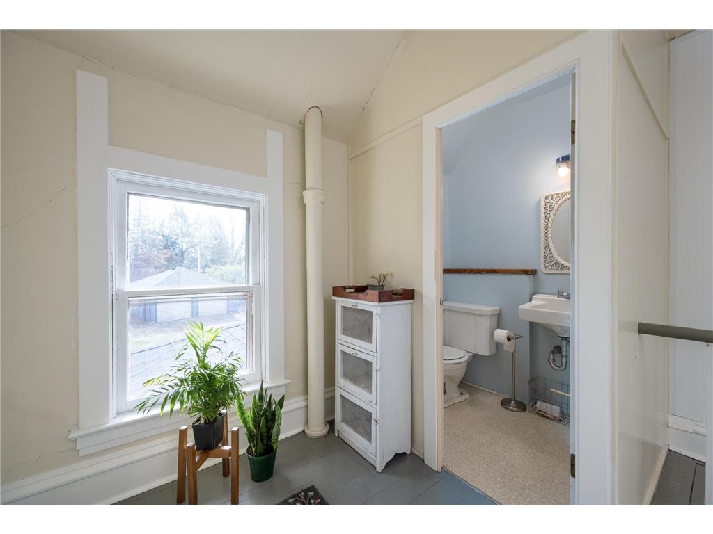 420 Wisconsin Avenue Amery WI 54001 - North Twin Lake 7023071 image20