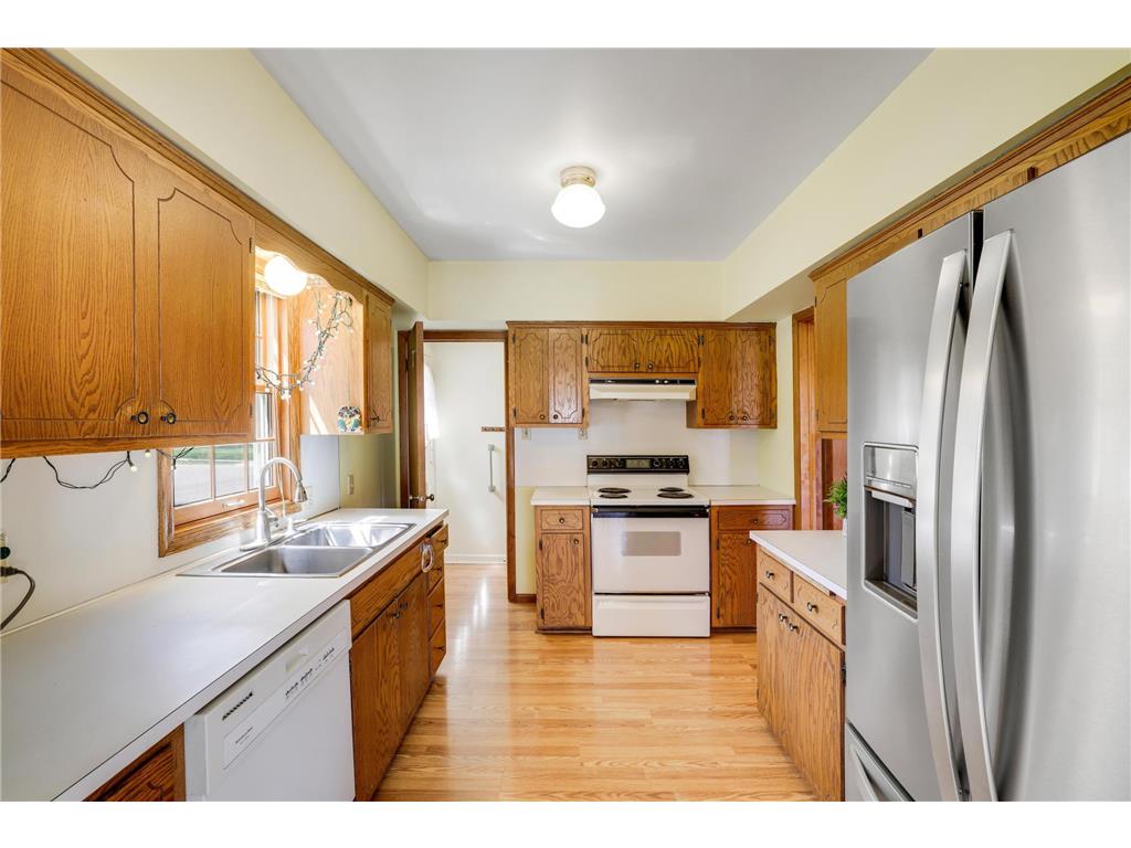 4200 Beard Avenue N Robbinsdale MN 55422 7063435 image14