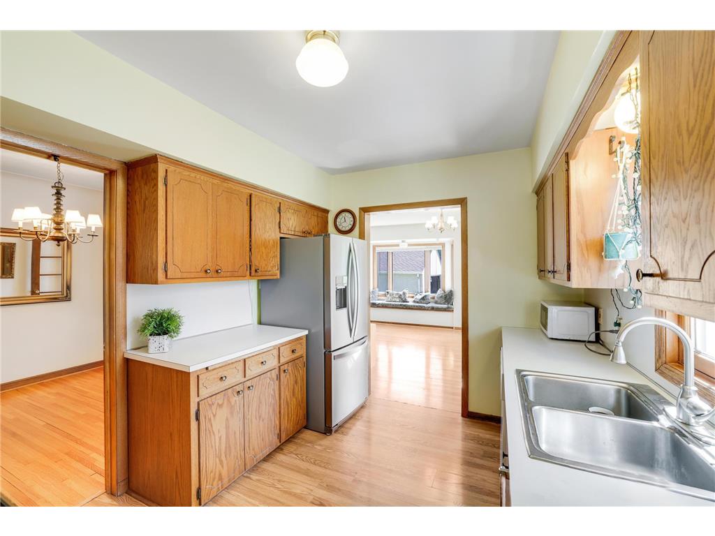 4200 Beard Avenue N Robbinsdale MN 55422 7063435 image15