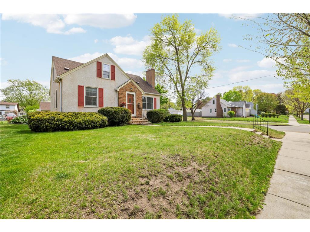 4200 Beard Avenue N Robbinsdale MN 55422 7063435 image3